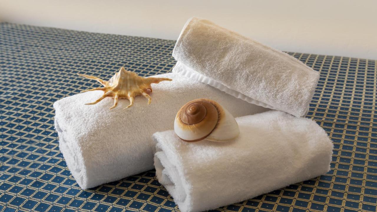 Hotel President'S بيزارو المظهر الخارجي الصورة